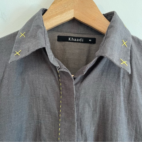 NWOT cotton button down top - Picture 2 of 9